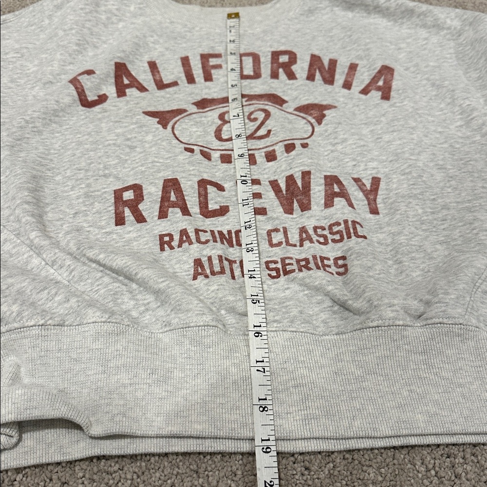 Cozy Abercrombie & Fitch Gray and Red California Sweatshirt - Picture 5 of 6